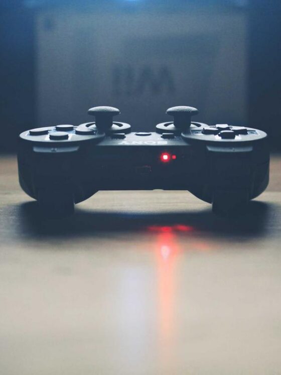 The Science Behind Retinol: How to Use It Without Wrecking Your Skin